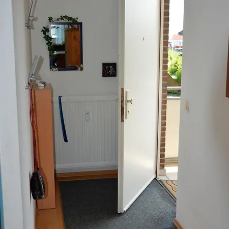 Mrozek, Juergen App 201 Apartamento *